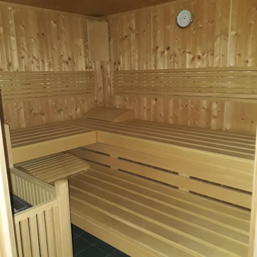 Traumblick Und Komfort - Lichtdurchflutete 85 Qm Wohnung Nahe Suedstrand Goehren Inklusive Schwimmbad Und Sauna Im Ahoi Sellin Exteriör bild